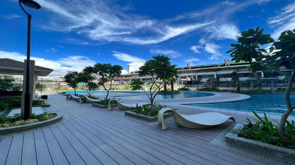 1Br Prisma Residences Dmci Stylish Condo Pasig City Екстериор снимка