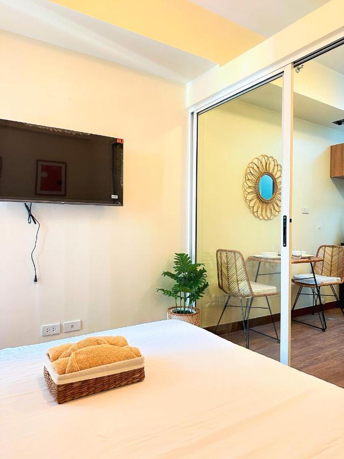 1Br Prisma Residences Dmci Stylish Condo Pasig City Екстериор снимка